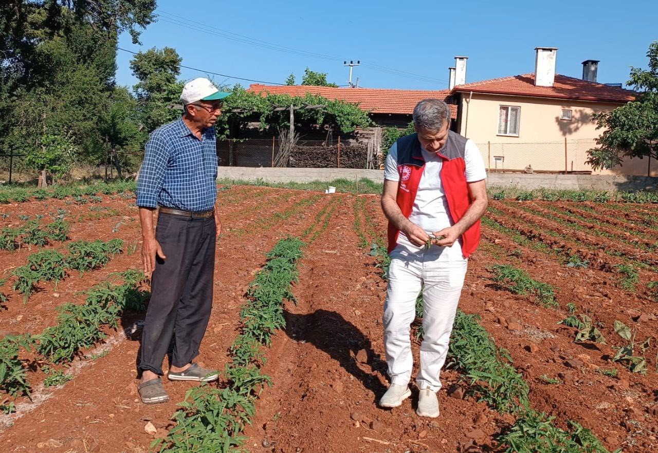 Ege’de Çiftçilere Anlamlı Ziyaret Gerçekleştirildii (3)