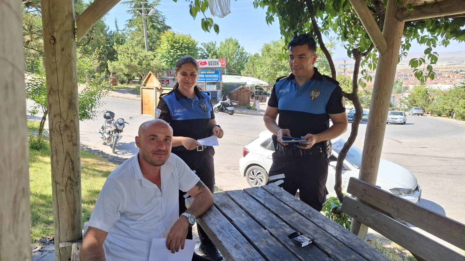 Ege’de Polis Piknikçileri Bilgilendirdi (3)