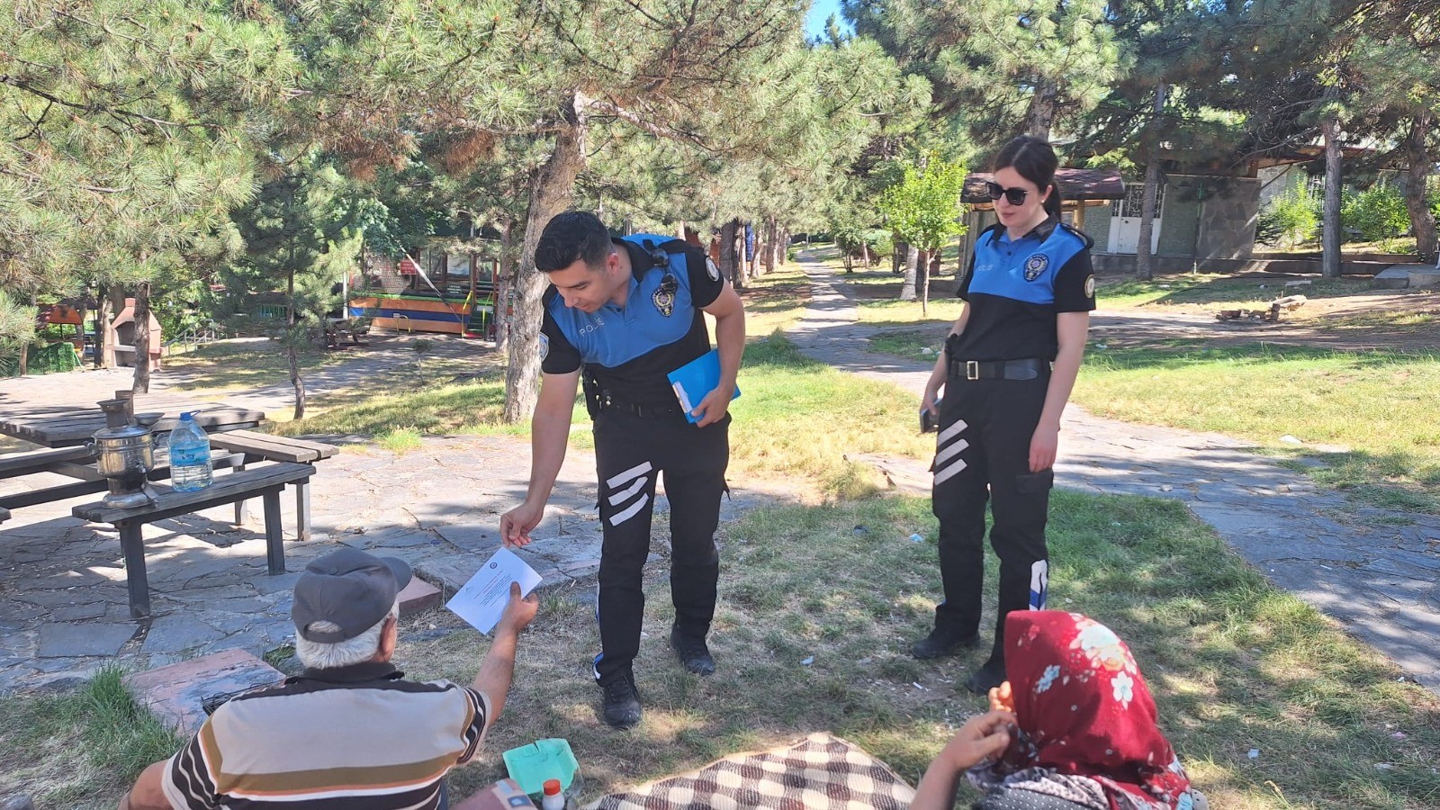 Ege’de Polis Piknikçileri Bilgilendirdi (4)