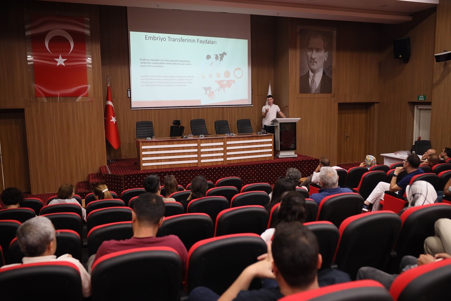 Ege’de Veteriner Hekimlere Bilgilendirme Toplantısı Düzenlendi (6)