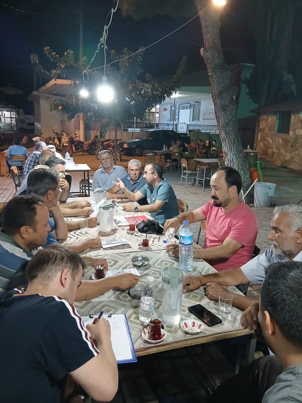 Iftlik Hayvanı Popülasyonunun Yoğun Olduğu Mahallelerde Çiftçi Toplantıları Düzenlenere (3)