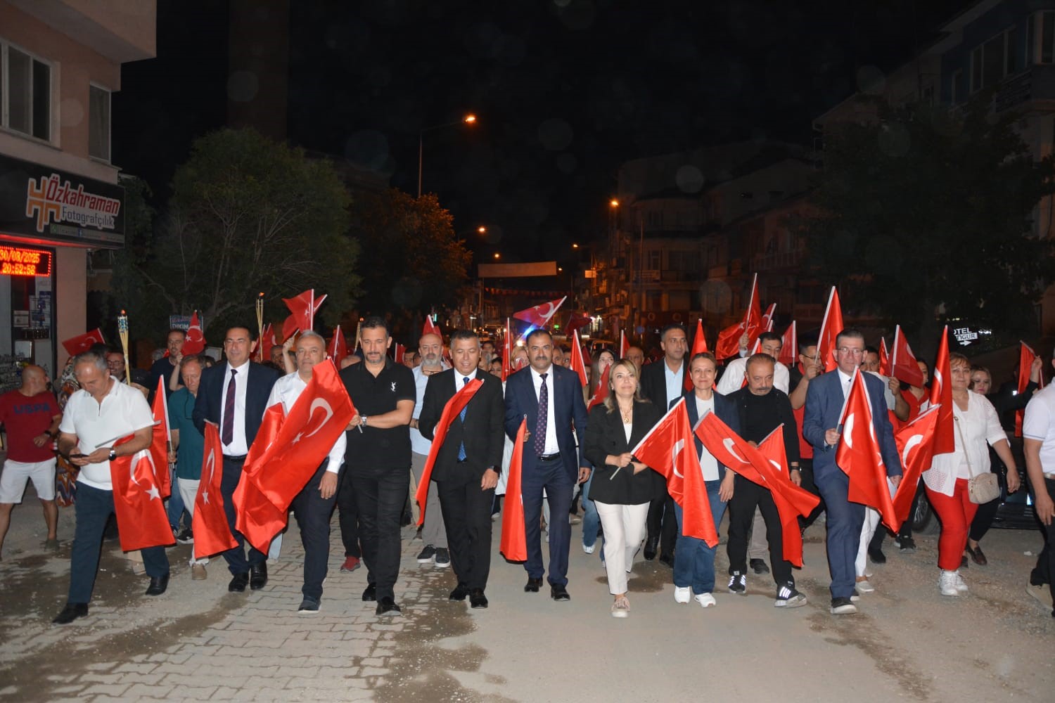 30 Ağustos Ve Kurtuluş Günü Fener Alayıyla Kutlandı (6)
