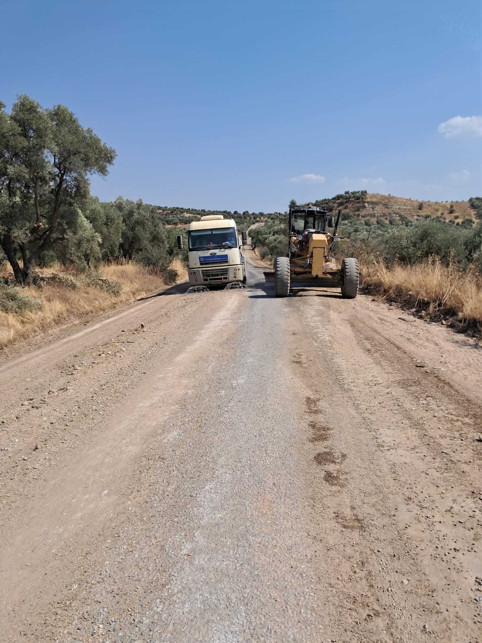 Aydın'da Yol Çalışmaları Sürüyor (1)