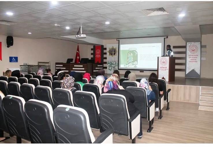 Bağımlılık Döngüsü, Bağımlılığı Fark Etme, Madde Türleri Ve Etkileri, Bağımlılıkla Mücadelede Kurumsal Mekanizmalar, Doğru Ebeveyn Yaklaşımları (2)
