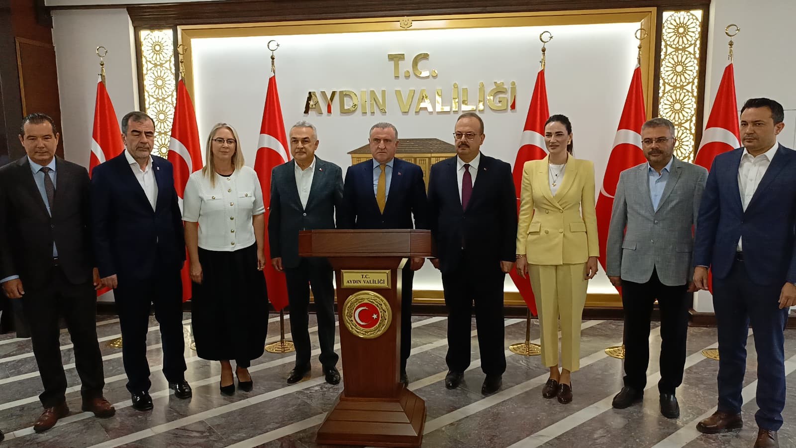 Bakan Bak'ın Aydın'daki Ilk Durağı Valilik Oldu (2)
