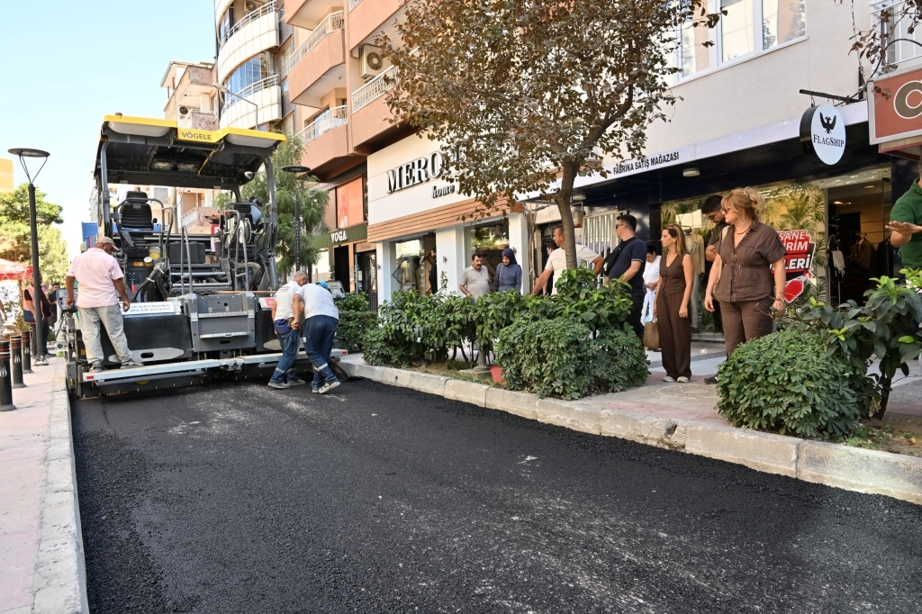 Büyükşehir Merkezde Yolları Yeniliyor1
