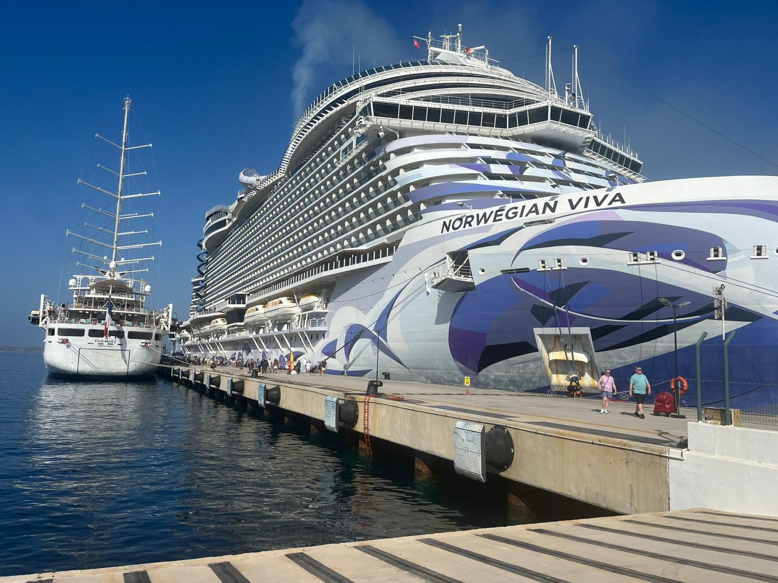 Club Med 2 Ve Norwegian Viva Adlı Yolcu Gemileri, Toplam 3 Bin 907 Yolcu Getird (1)