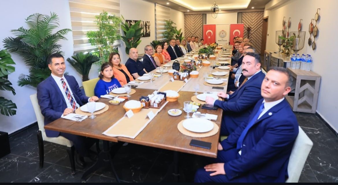 Ege'de Tuğgeneral Büyük, Plaketle Uğurlandı! (1)