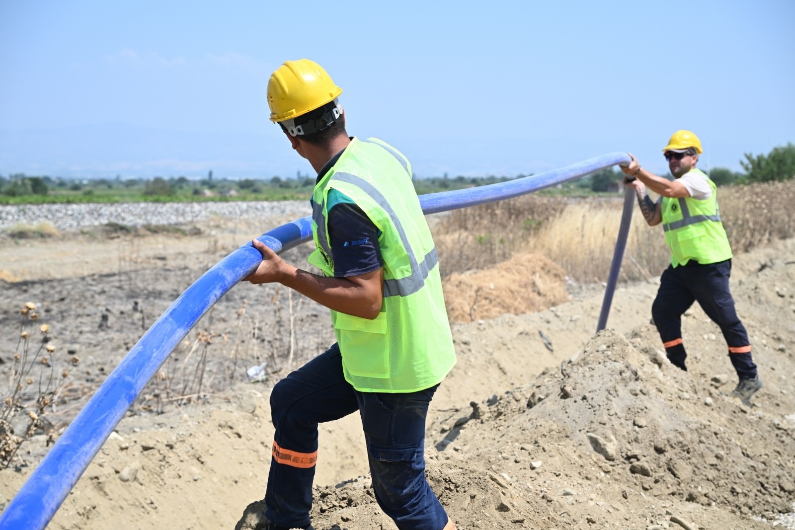 F 45142 02Ef62C64A254886B986A10E9D82437F