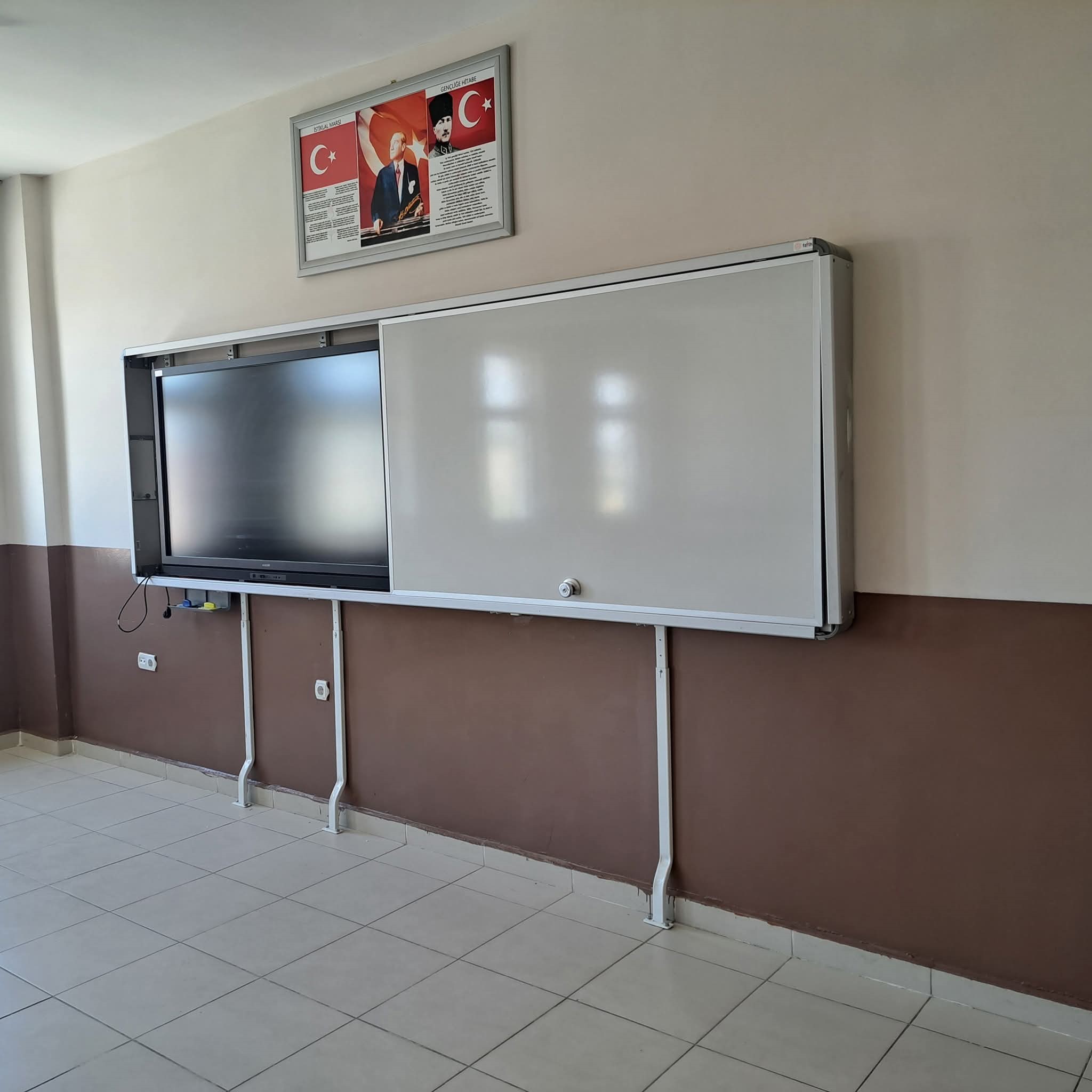 Hocalar Şehit Kamil Tunç Çok Programlı Anadolu Lisesi'nde Örnek Çalışma (4)