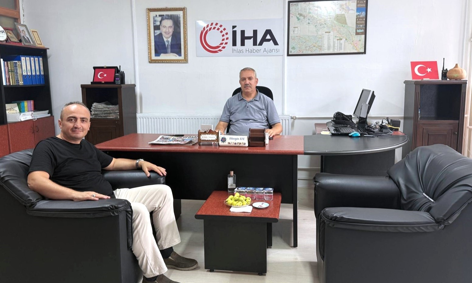 İha Kütahya Bürosu'nu Ziyaret Eden Özdemir, Özellikle Yazılım Ve Yapay Zekâ Alanında Faaliyet Gösteren Firmaların Kütahya'da Ilk Kez Bu Ölçekte Yer Aldığını Vurguladı. Özdemir, Sadece Buraya Özgü Şirketlerimiz Var. Bu, Kütahy