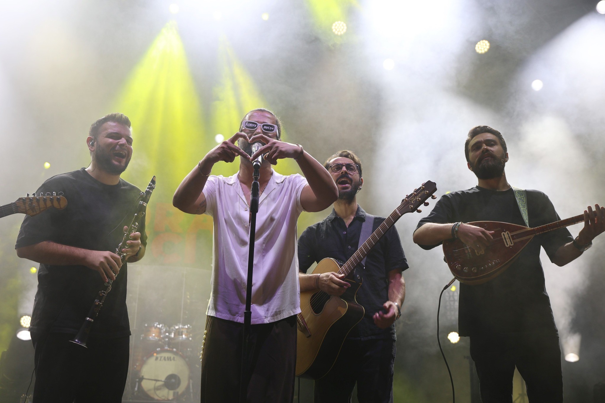 Koray Avcı, Denizli'de Unutulmaz Bir Gece Yaşattı (1)