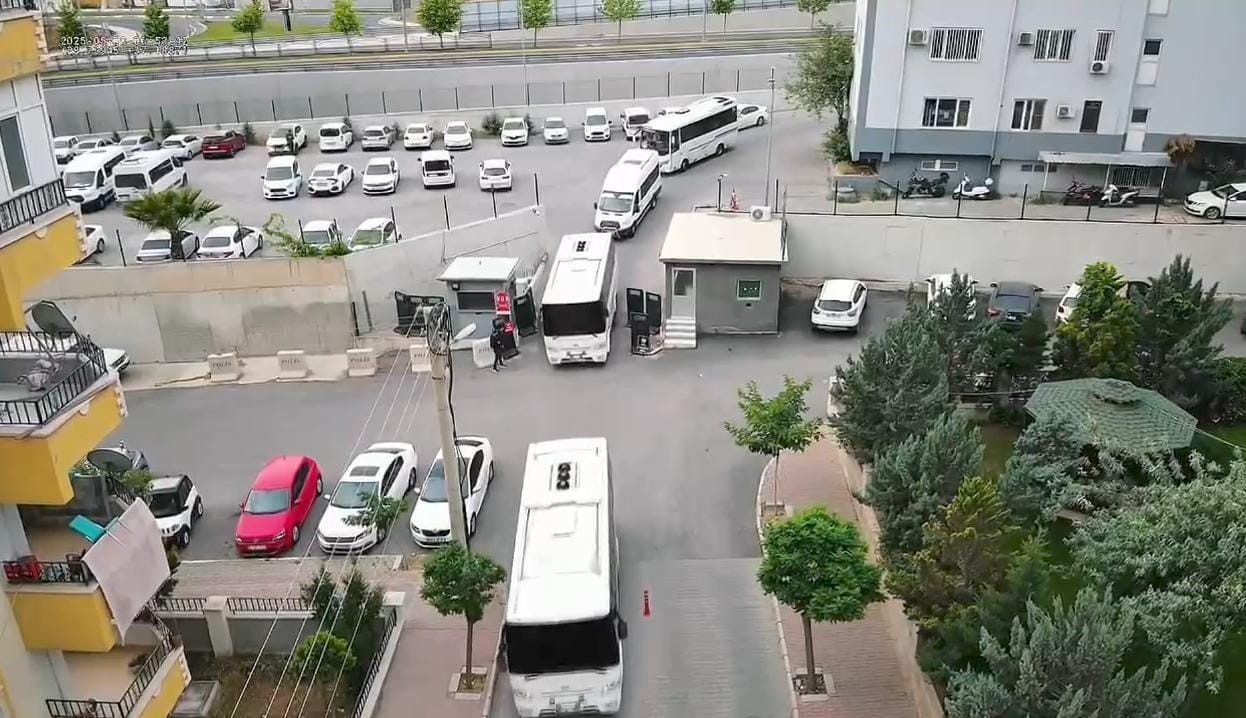 Manisa Ve 9 İlde 21 Kişiyi Dolandırdıla (3)