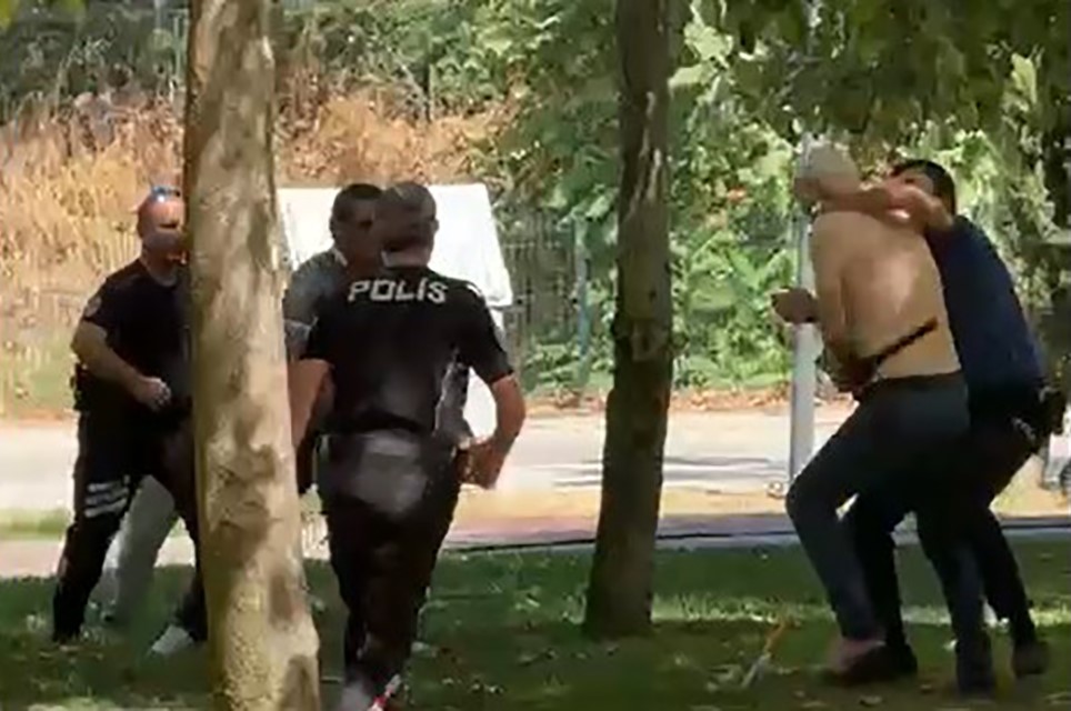 Manisa'da Şok Olay Kadın Esnafa Bıçaklı Saldırı (3)