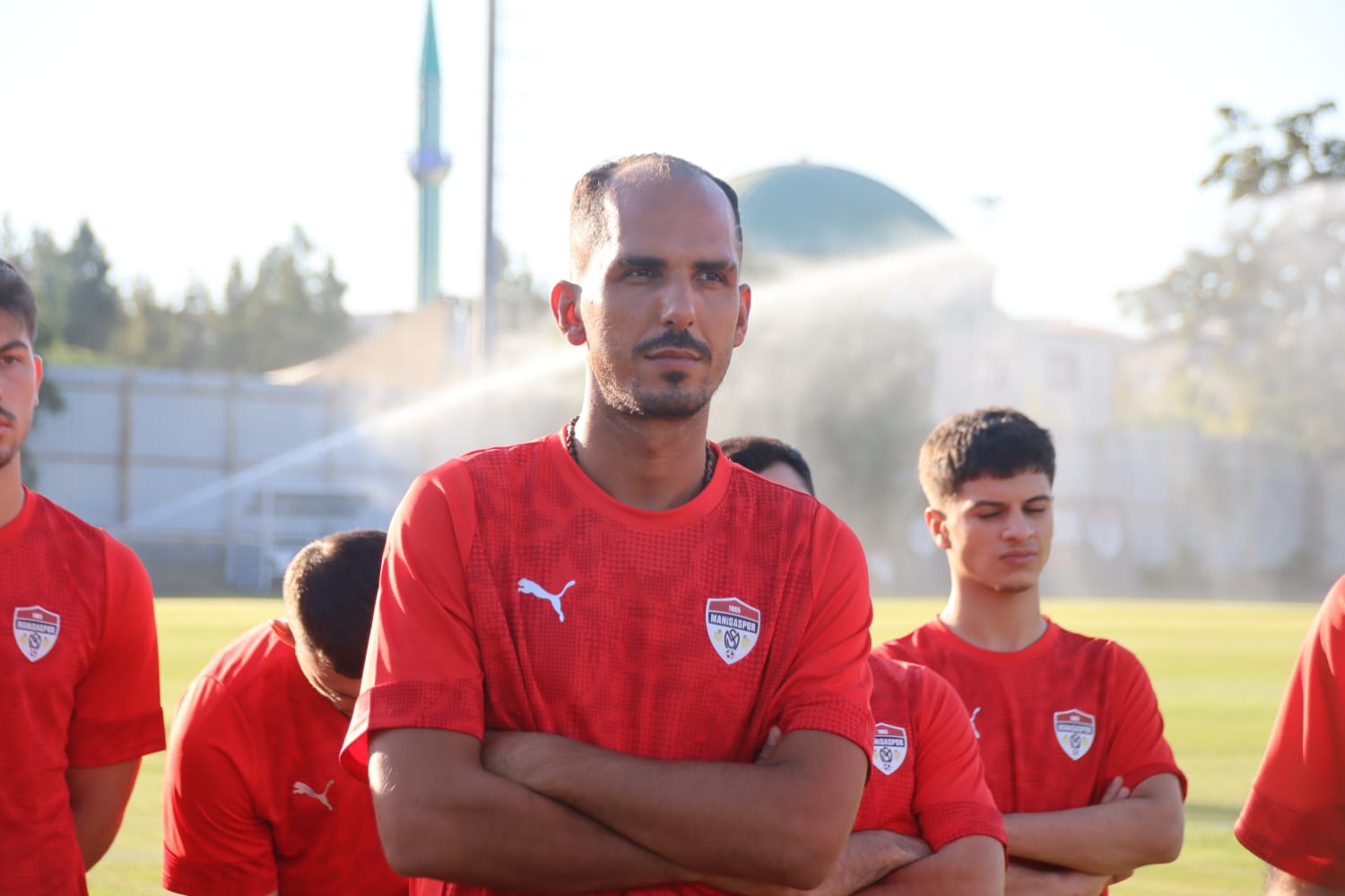 Manisaspor, Sezonun Ilk Antrenmanına Duygusal Anlarla Başladı4