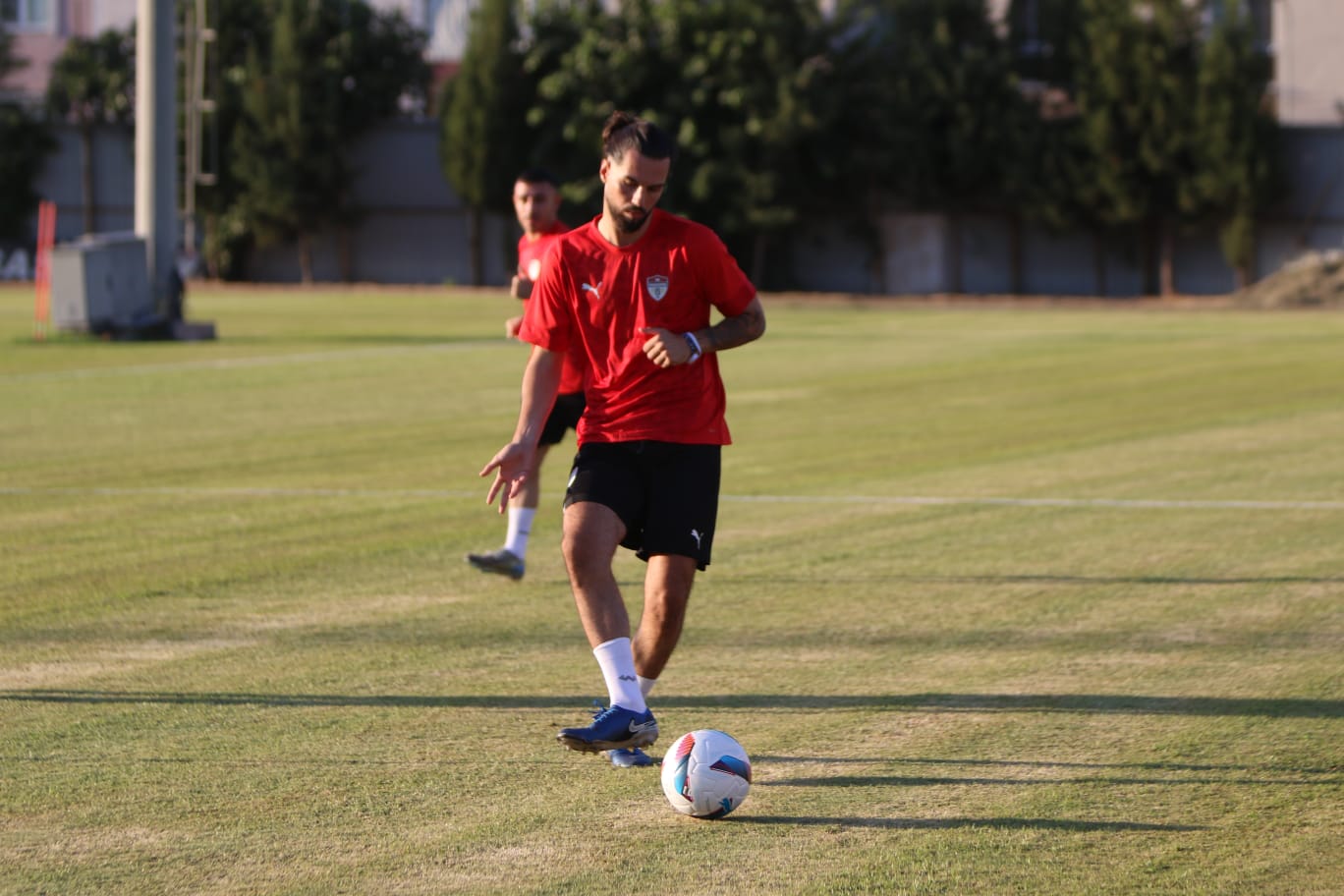 Manisaspor, Sezonun Ilk Antrenmanına Duygusal Anlarla Başladı6
