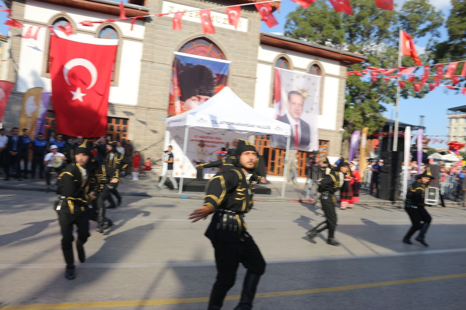 Milli İha'lar Gökyüzünde Ege'de Kurtuluş Coşkusu (3)