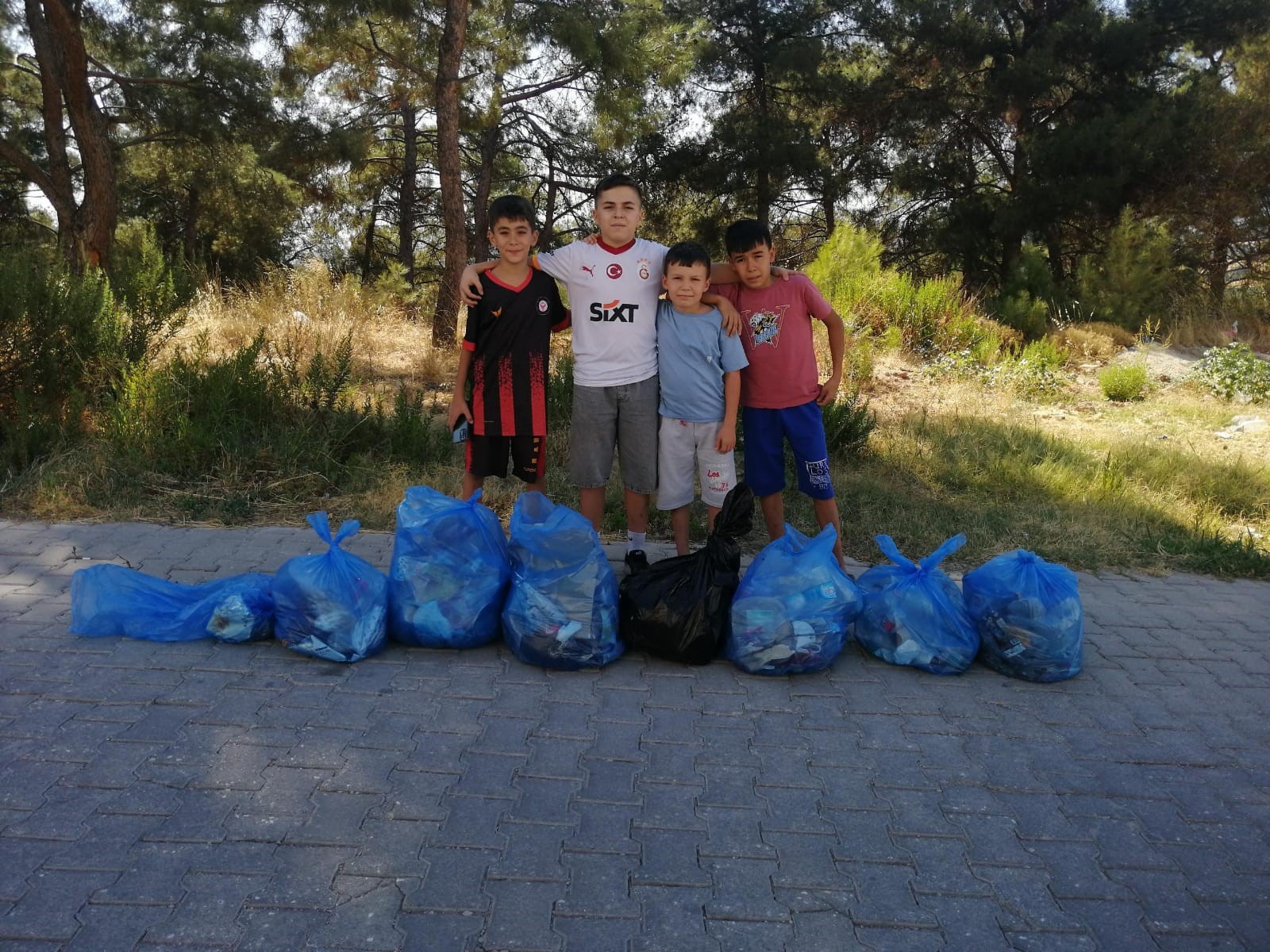 Miniklerden Örnek Davranış (2)