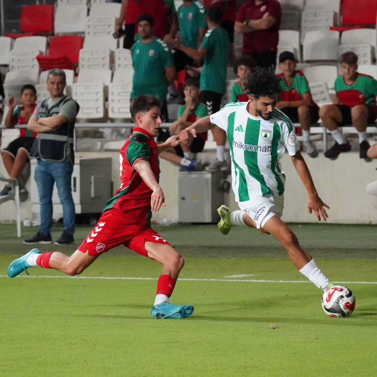 Muğlaspor, Hazırlık Maçında Karşıyaka'ya 1 Mağlup Oldu (5)