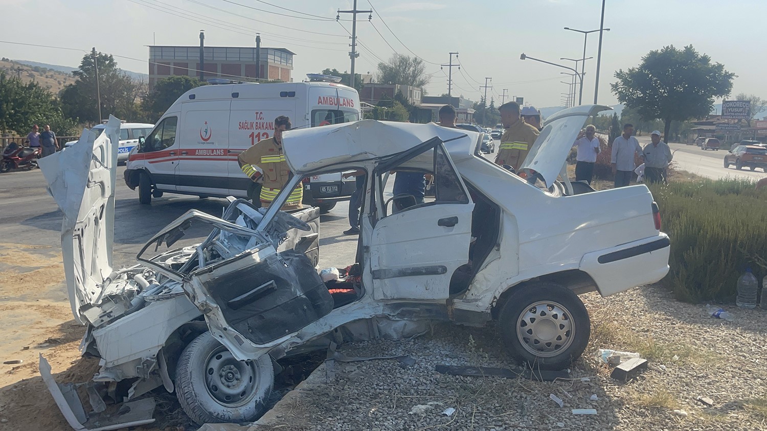 Saatlerinde Meydana Gelen Ve 2 Kişinin Öldüğü, 1 Kişinin Ise Yaralandığı Kazaya Ait Kamera Görüntüleri Ortaya Çıktı. (3)