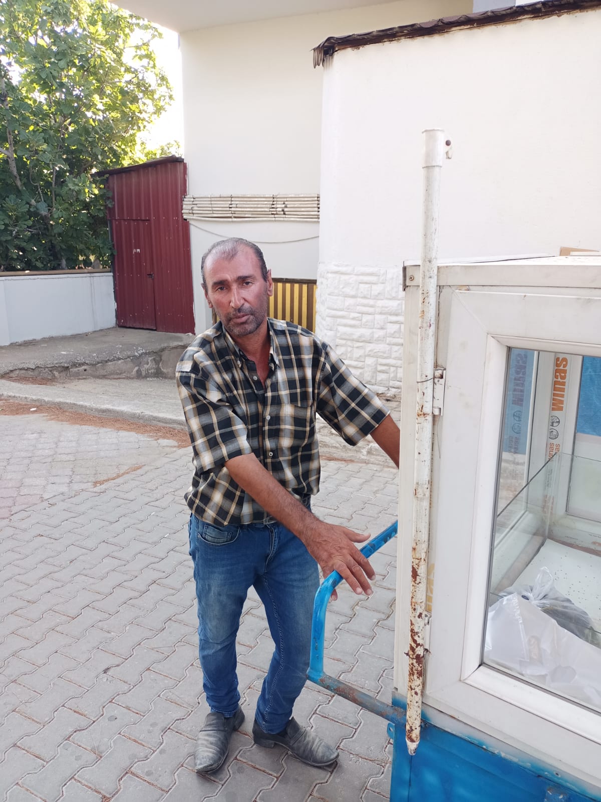 Sarıgöl'de Son Seyyar Satıcı (1)