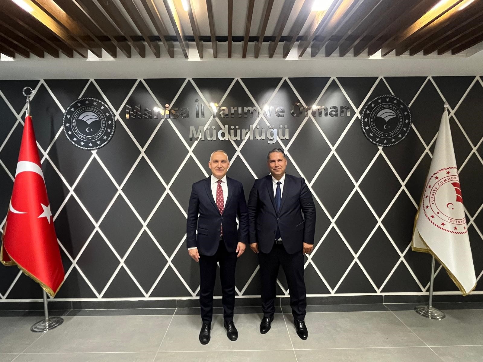 Törene İl Müdür Yardımcıları, Şube Müdürleri, İlçe Müdürleri Ve Kurum Personeli Katıldı. Karşılıklı Başarı Temennilerinin Ardından Devir Teslim Süreci Tamamlandı (3)