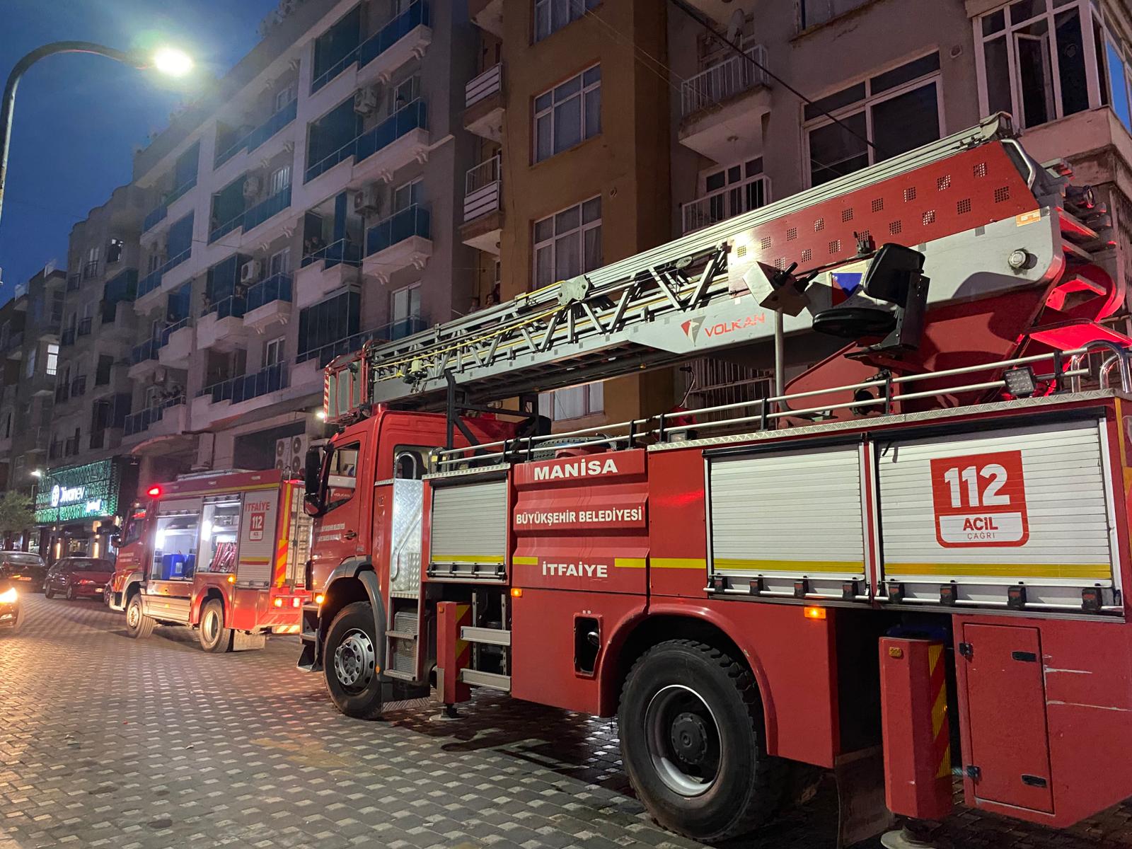 Turgutlu’da Evini Yakmaya Çalışan Şahıs Gözaltına Alındı (4)