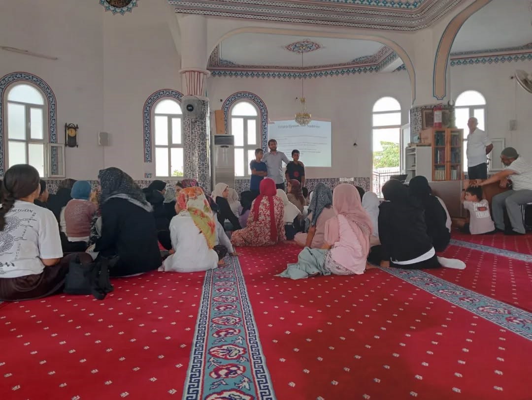 Yaz Kur’an Kurslarına Katılan Öğrencilere, Dini Bilgilerin Yanı Sıra Kişisel Gelişim Ve Sosyal Farkındalık Konularında Da Eğitimler Veriliyor (2)