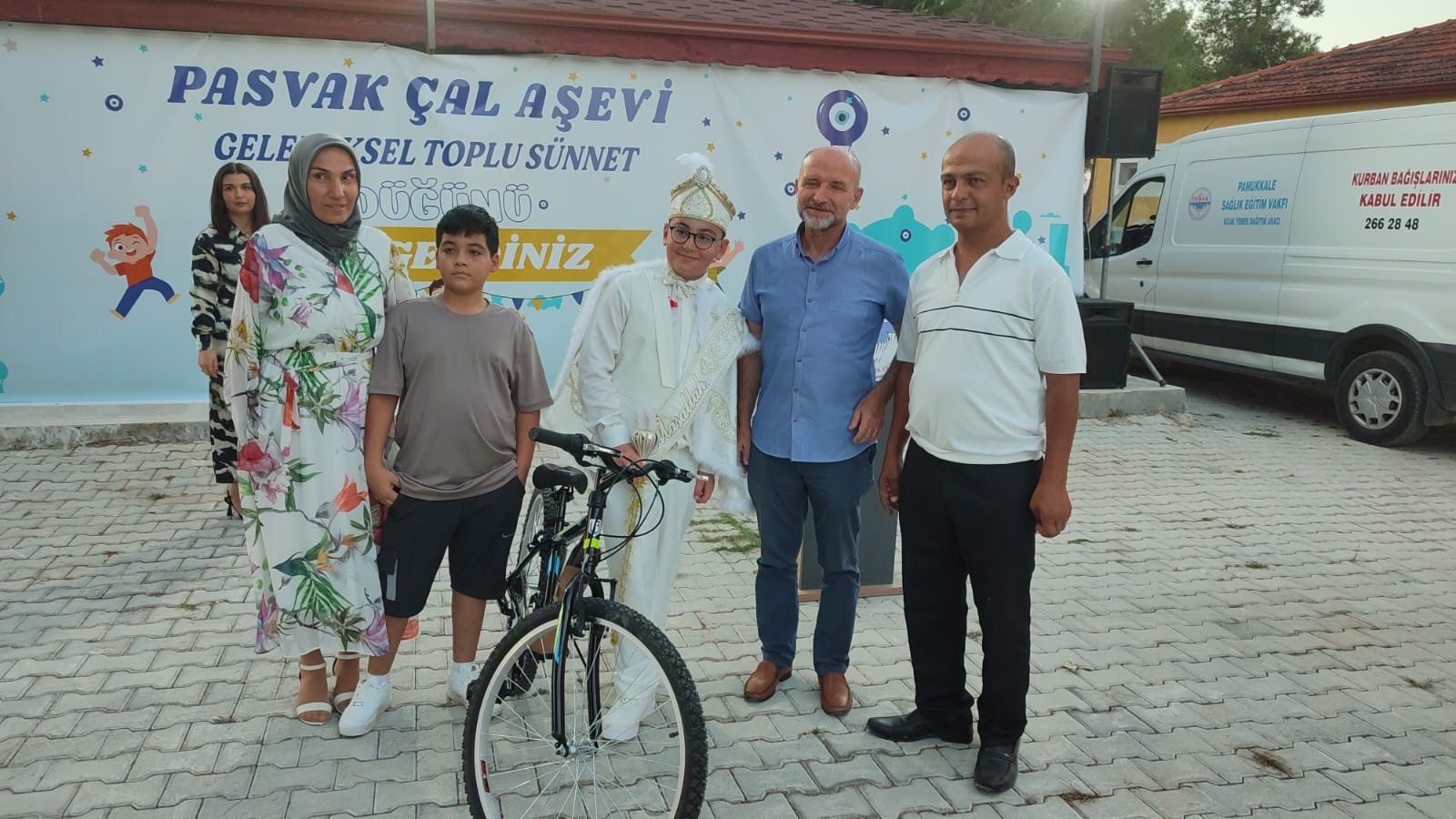 11 Çocuk Erkekliğe Ilk Adımlarını Birlikte Attı (3)