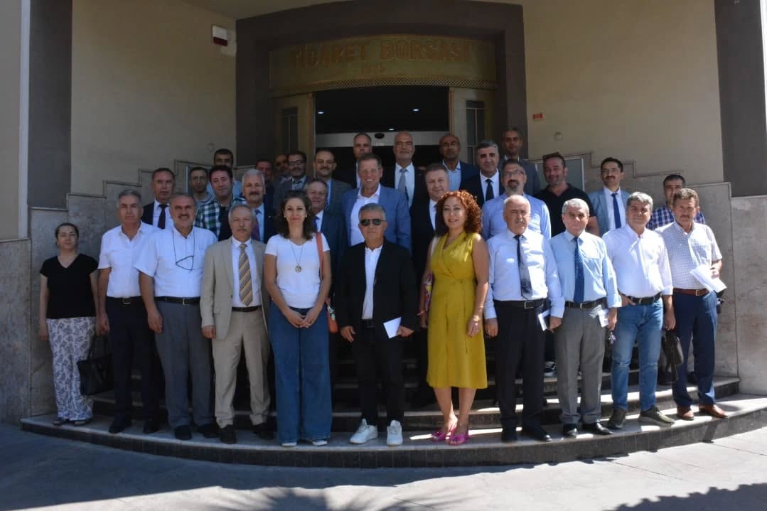 2025 – 2026 Eğitim Öğretim Yılı Kapsamında Manisa Ticaret Borsası Tarafından Ilkokul Öğrencilerine Yönelik “Ayni Eğitim Öğretim Desteği” Gerçekleştirildi. (1)
