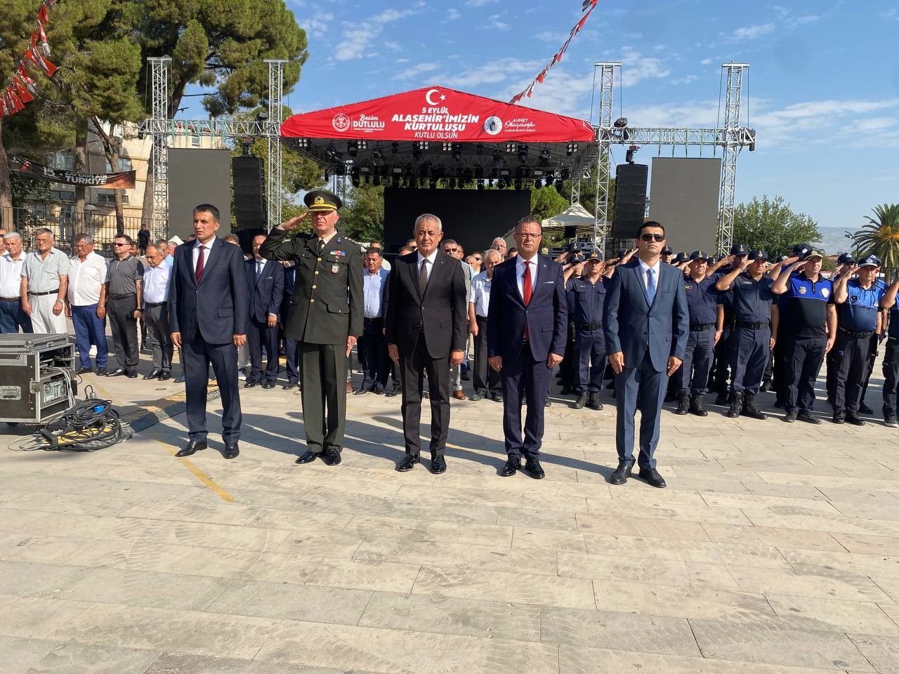 alaşehir kurtuluş coşkusu