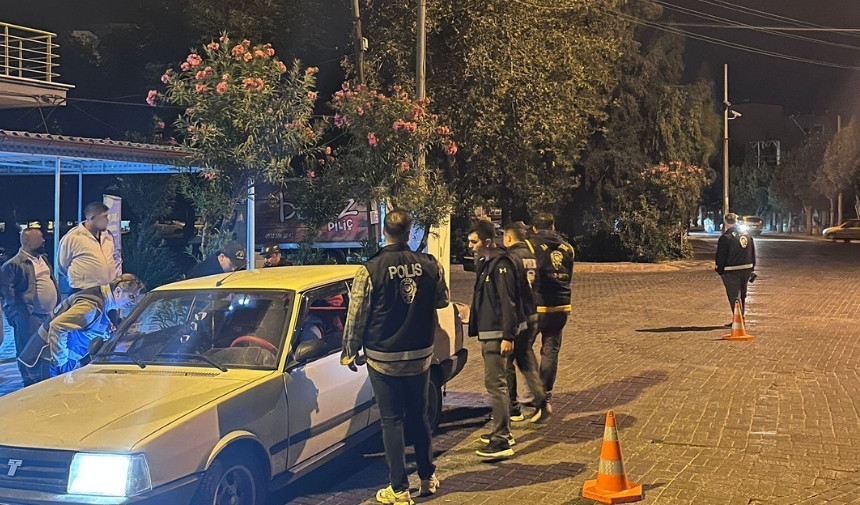 Akhisar'da Asayiş Uygulaması 879 Şahıs Sorgulandı, 228 Bin Tl Ceza Kesildi 3