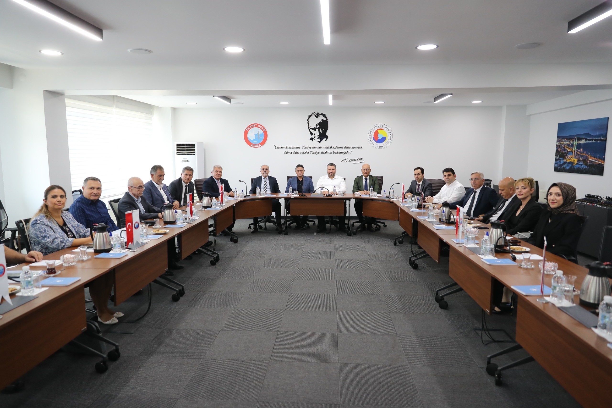 Bakan Yardımcısı İnan, Yatırımcılarla Bir Araya Geldi (1)