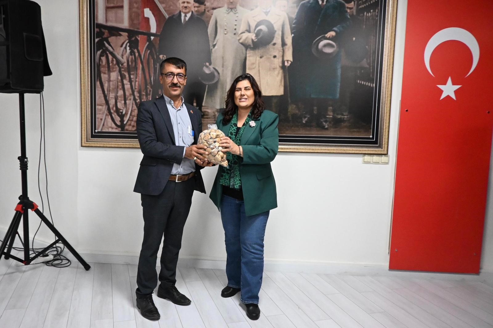Başkan Çerçioğlu, Muhtarlar Ile Bir Araya Geldi (1)-1