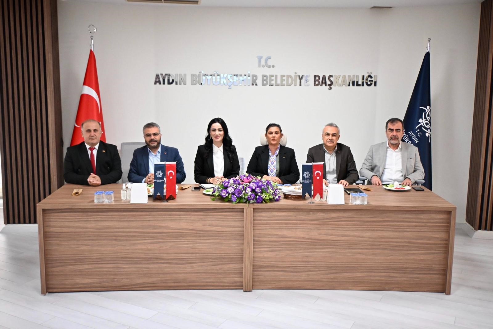 Başkan Çerçioğlu, Muhtarlar Ile Bir Araya Geldi (1)