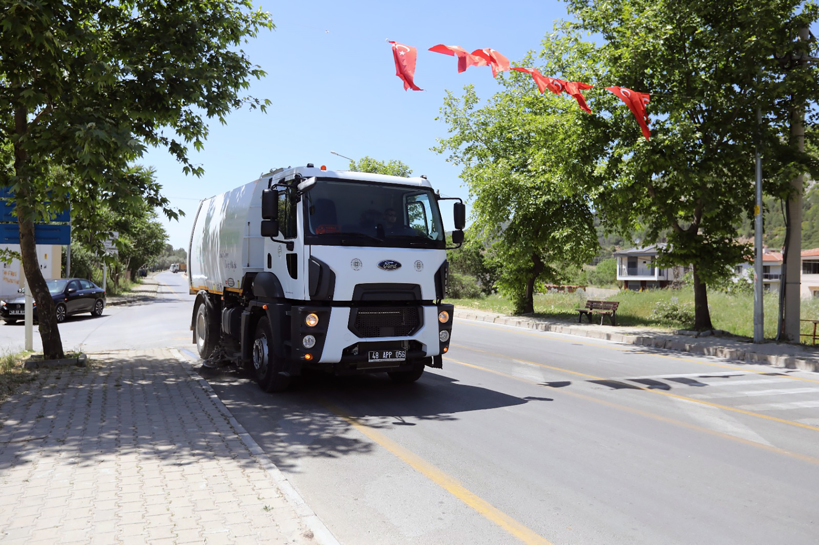 Çalışmalar, Il Genelinde Planlı Bir Şekilde Devam Ediyor Ve Tüm Kamusal Alanlarda Düzenli Olarak Gerçekleştiriliyor (2)