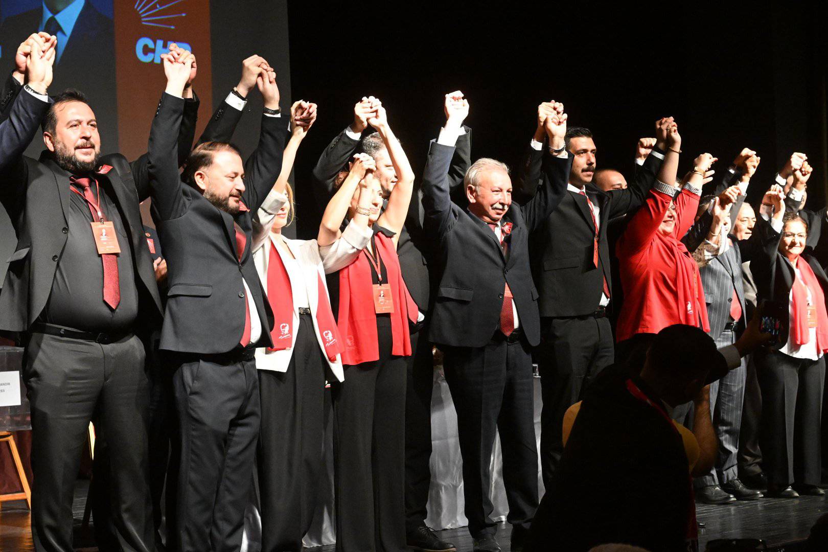 Chp Salihli İlçe Kongresinde Yönetim Değişt (4)