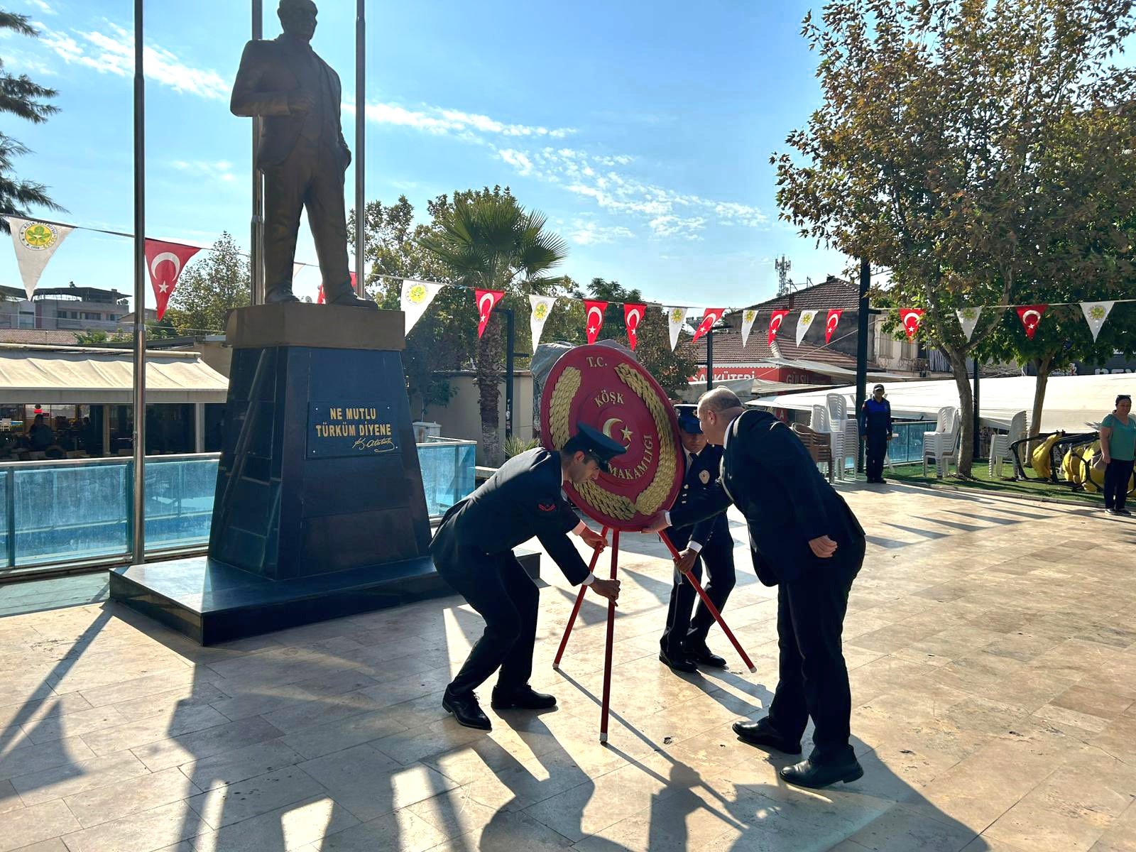 Ege'de Kurtuluşunun Yıldönümü Coşkuyla Kutlandı (1)