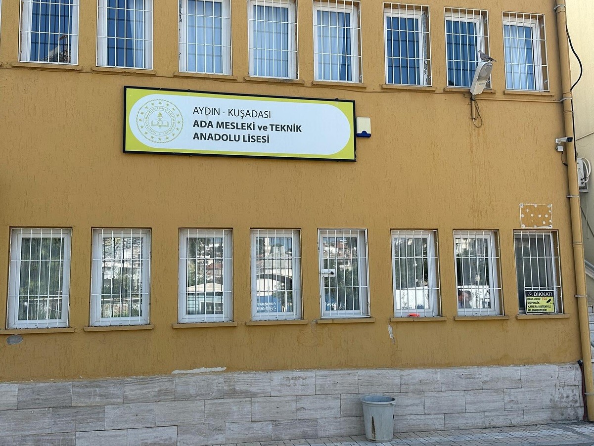 Ege'de Okullar Denetimli Serbestlik Iş Birliğiyle Yenilendi (2)