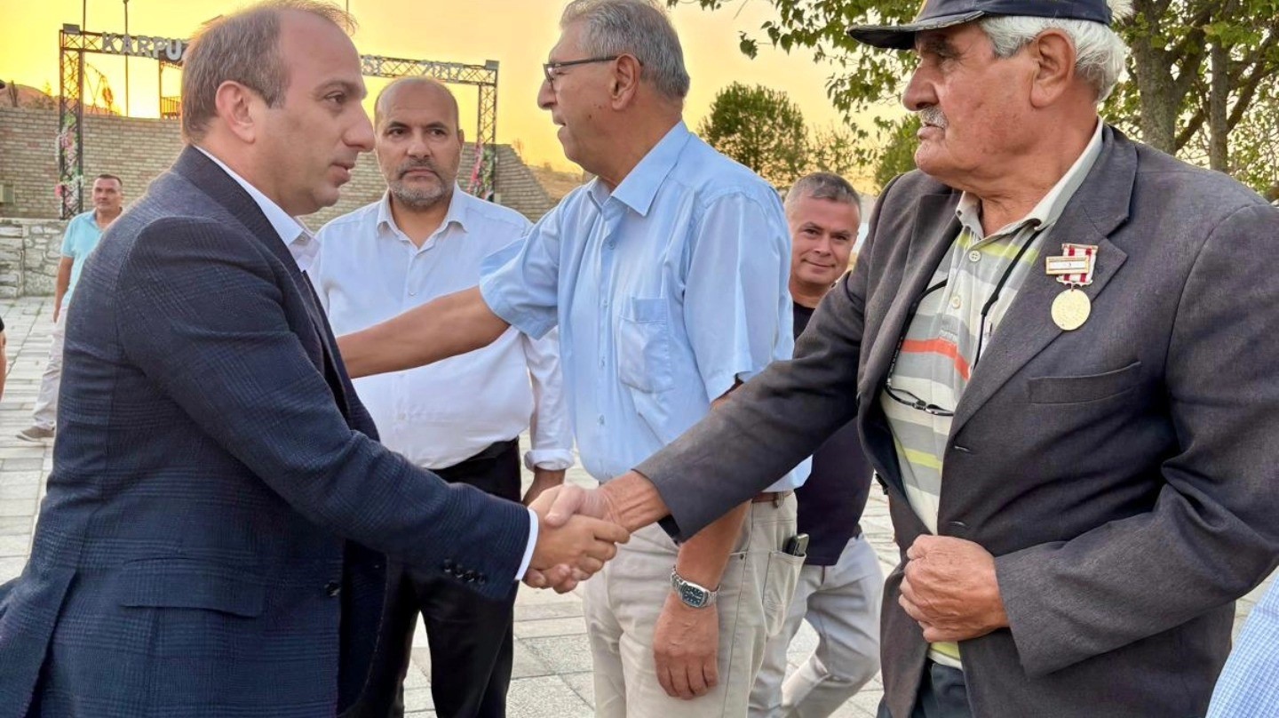Ege'de Şehit Aileleri Ve Gaziler Yemekte Bir Araya Geldi (2)