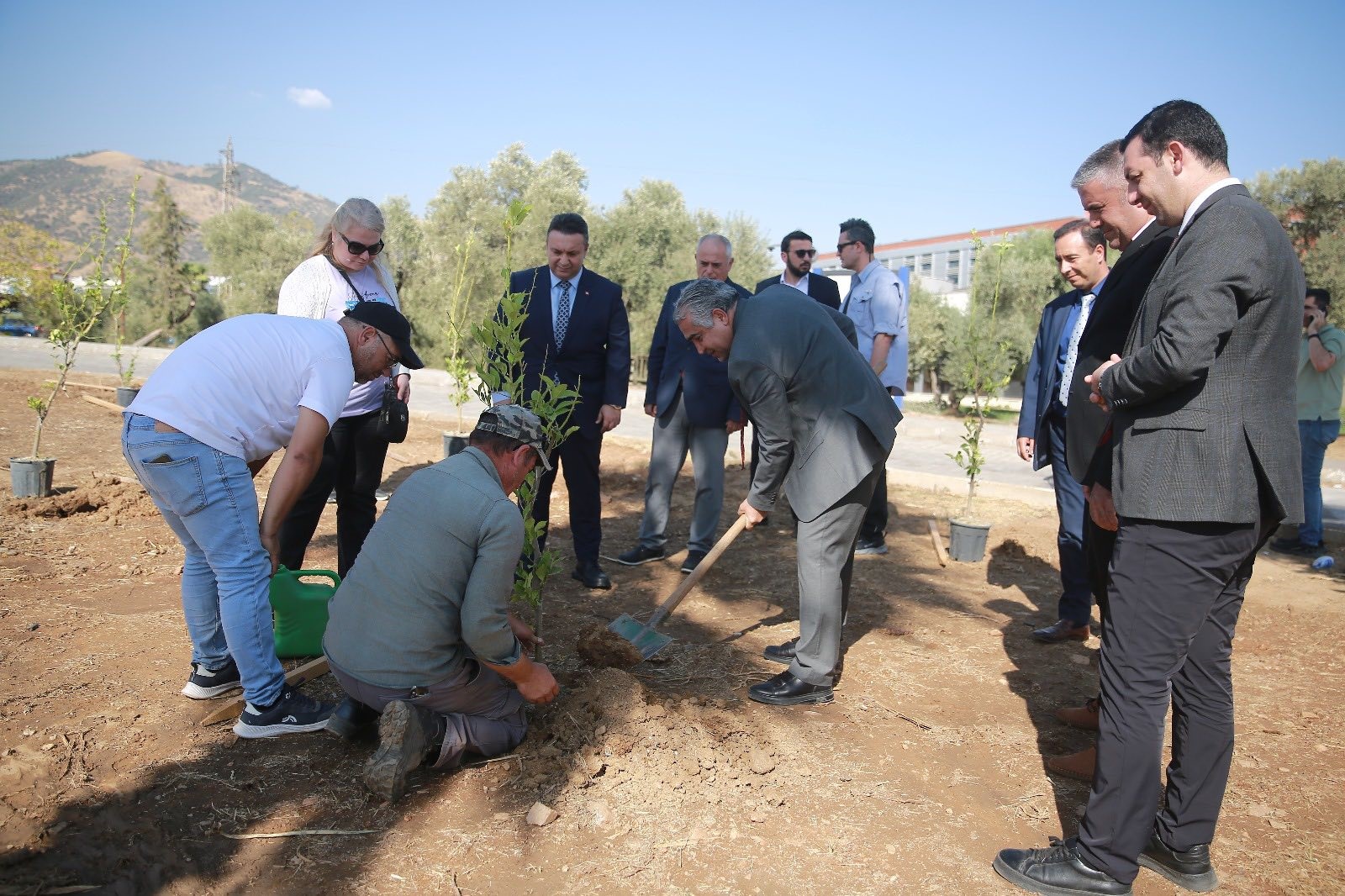 Ege'de 'Yeşil Kampüs' Çalışmaları Devam Ediyor (3)