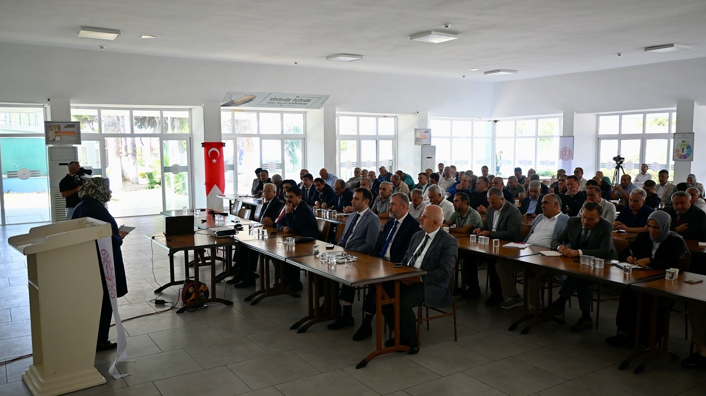 Eğitim Öğretim Yılı Değerlendirme Toplantısı Yapıldı (3)