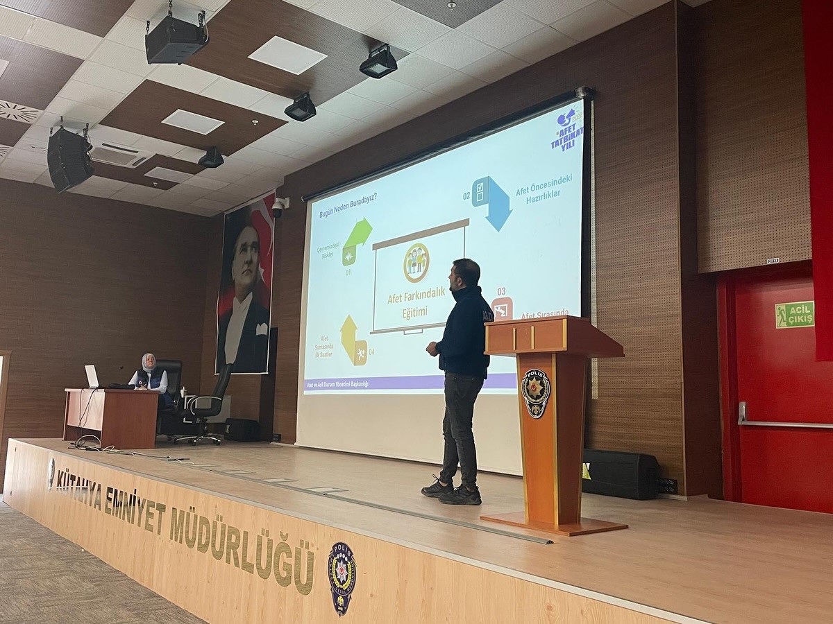 Emniyet Personeline Afet Farkındalık Eğitimi (4)