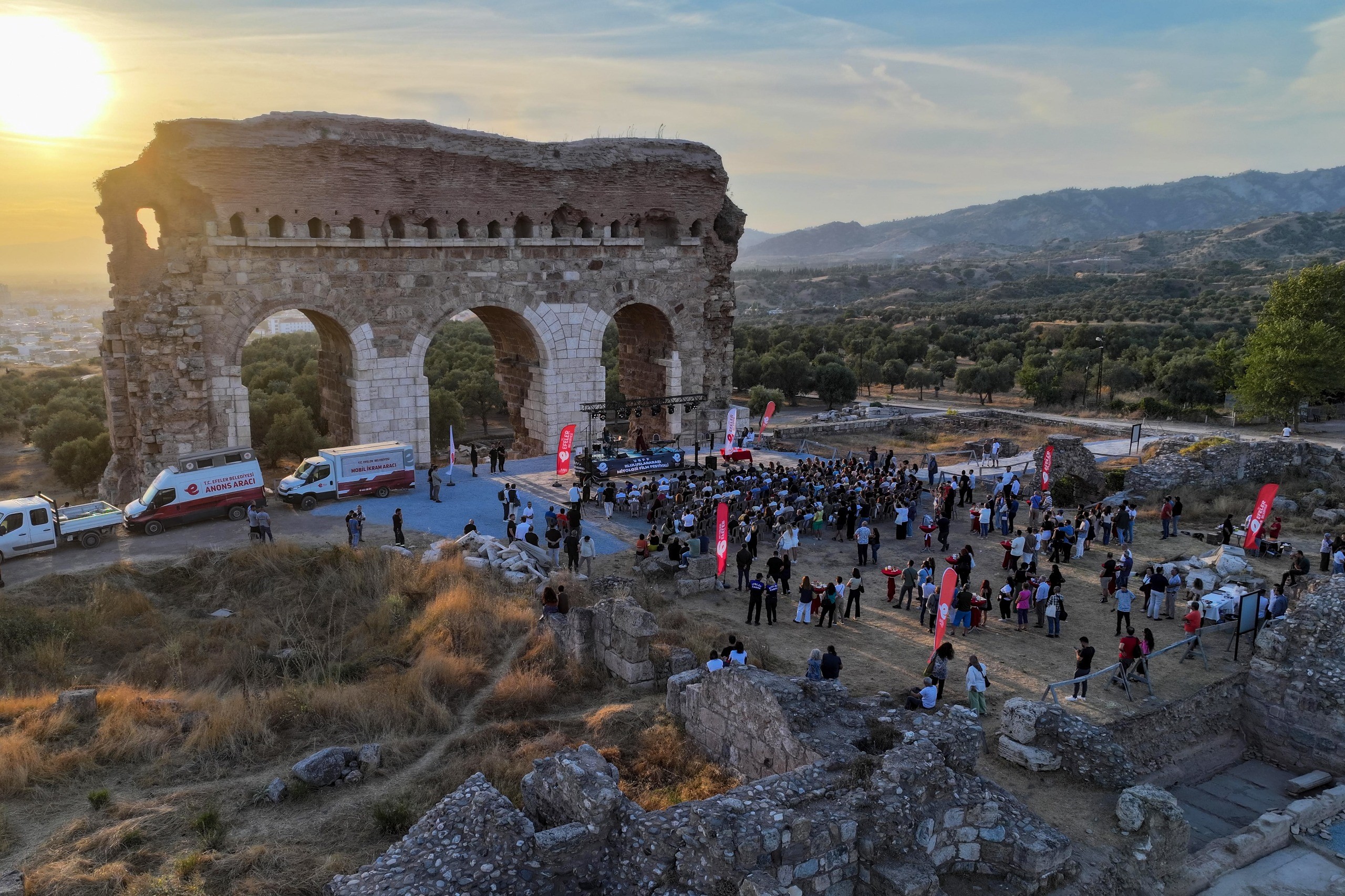 Festival, Tralleis Antik Kenti’ni Adeta Bir Kültür Ve Sanat Buluşma Noktasına Dönüştürdü (2)
