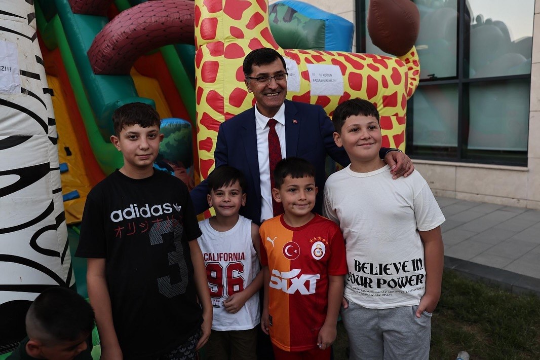 Hem Çocuklara Hem De Ailelerine Keyifli Bir Akşam Yaşatma Fırsatı Sağlıyor (2)