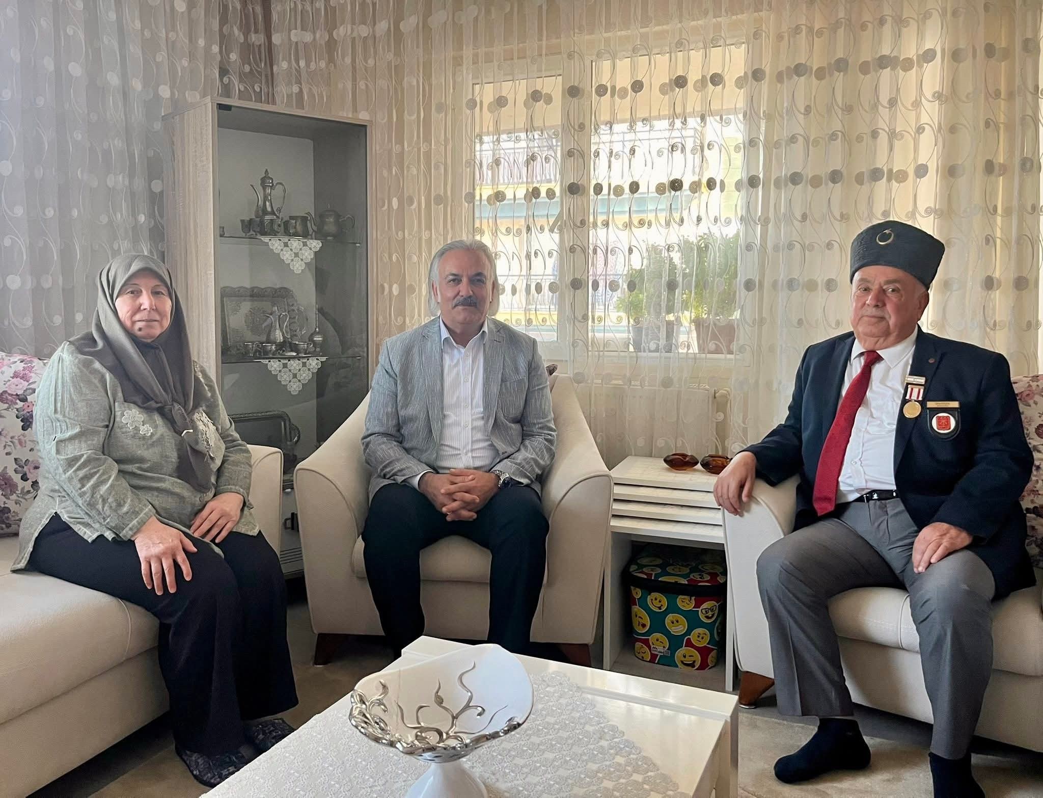 Kaymakam Ali Akça, Gazileri Yalnız Bırakmadı! (1)
