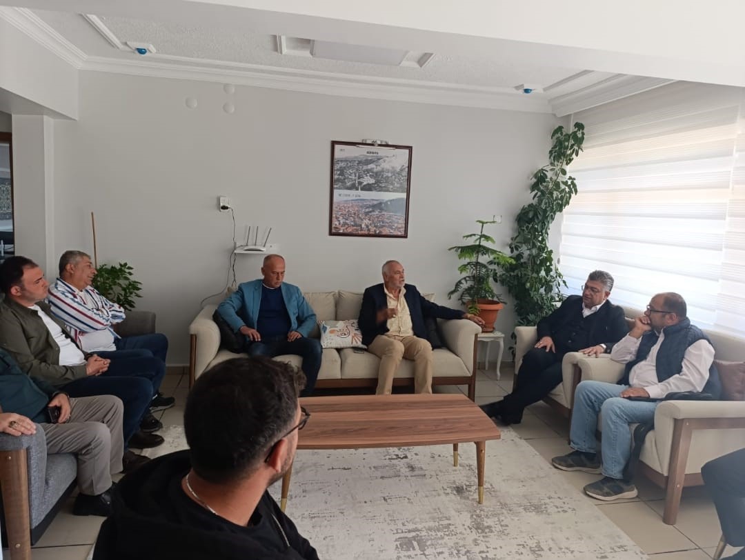 Kütahya Birlik Vakfı'ndan Öğrencilerle Istişare Toplantısı (2)