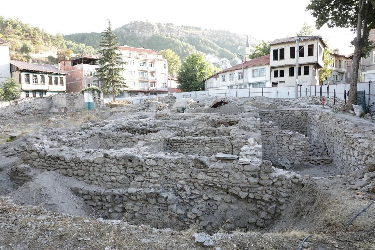 Kütahya Müze Müdürlüğü Gözetiminde Yürütülen Kazılarda Ortaya Çıkan Kalıntılar, Bölge Mü (4)