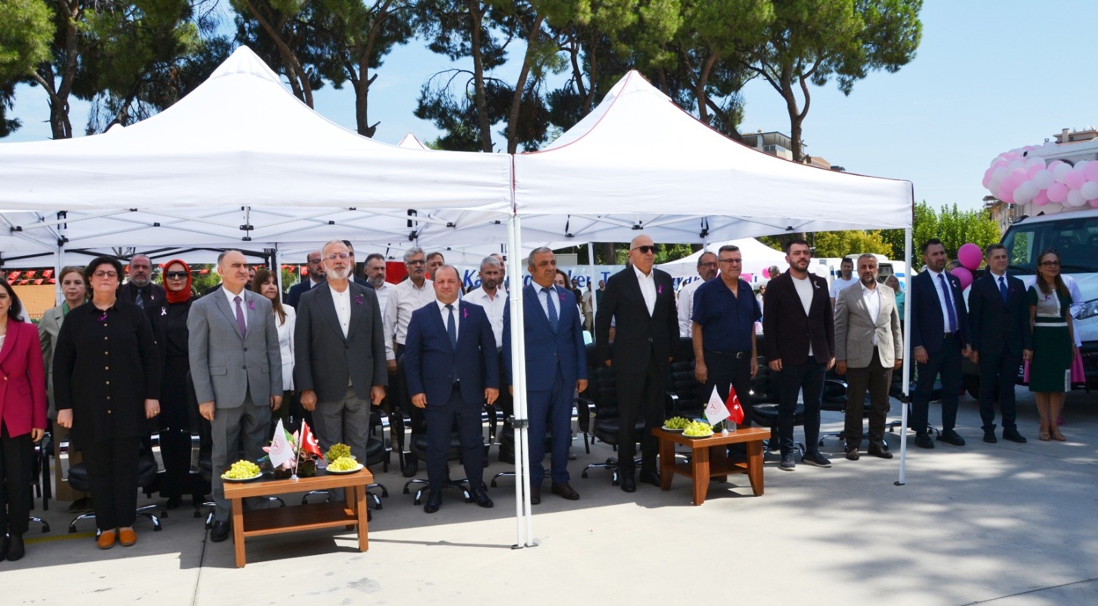 Manisa’da Kanserin Erken Teşhisine Katkı Sunacak Mobil Tarama Aracı Hizmete Girdi (2)