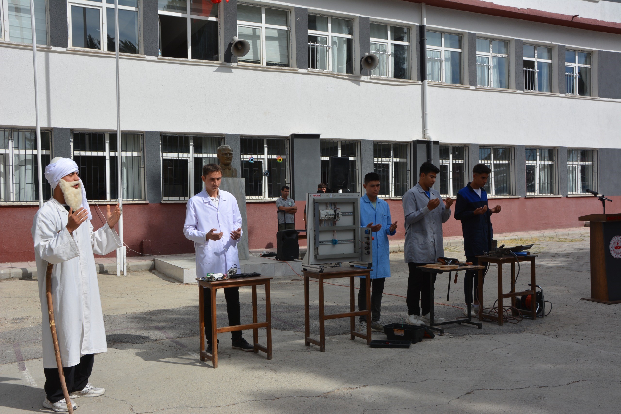 Manisa'da Radyatör Ustası Yılın Ahisi Seçildi! (4)